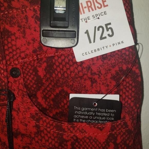 WOMEN'S Celebrity Pink Hi-Rise Ankle Skinny Jeans. Size 1/25. Red Print. - Picture 3 of 5